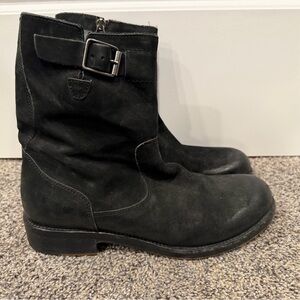 Hundred 100 women’s black suede ankle boots size 39